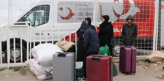 Türkiye'deki Suriyelilerin Kilis'ten ülkelerine dönüşü sürüyor