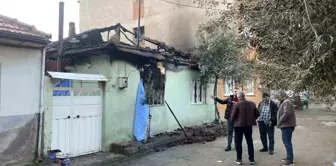 Manisa'da Oksijen Tüpü Patladı, Yaşlı Çift Hayatını Kaybetti