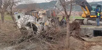 Adıyaman'da Beton Mikseri Devrildi, Sürücü Yaralanmadı