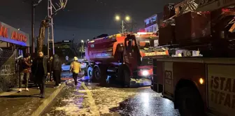 İstanbul'da Oto Tamirhanesinde Yangın Çıktı