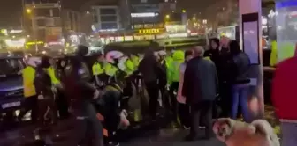 Çekmeköy'de ekip otosuna çarpan alkollü sürücü ve yakınları polise saldırdı