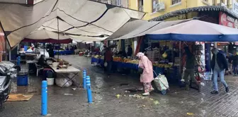 Aydın'da Sağanak Yağış Salı Pazarı Esnafını Vurdu