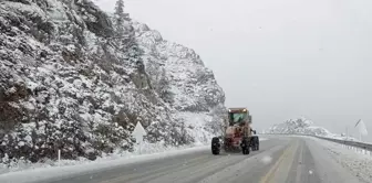 Akseki-Seydişehir Karayolunda Kar Yağışı ve Temizlik Çalışmaları Başlatıldı