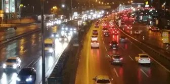 İstanbul'da Sağanak Yağış ve Trafik Kaosu