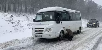 Kazdağları'nda Kar Yağışı Ulaşımı Olumsuz Etkiliyor