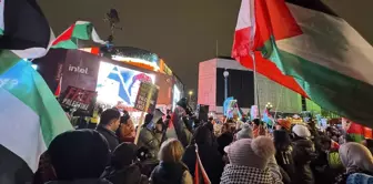 Londra'da Gazze'deki Sağlık Saldırılarına Protesto