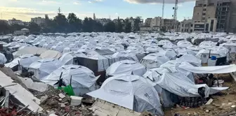 Gazze'de Soğuk Hava Koşulları Filistinlilerin Yaşam Mücadelesini Zorlaştırıyor