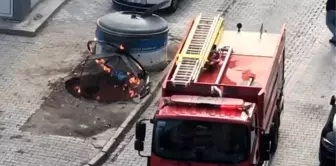 Konya'da Yeraltı Çöp Konteynerinde Yangın Çıktı