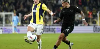 Fenerbahçe, Atakaş Hatayspor'u 2-1 Önde Bitirdi