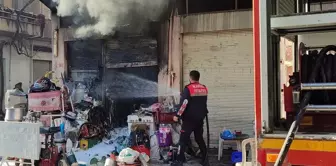 Osmaniye'de İkinci El Dükkanında Yangın Çıktı