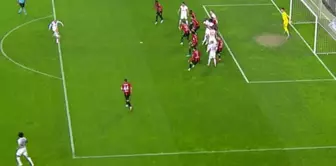 Is there an offside in Ahmed Kutucu's goal? Famous commentators answered without hesitation.