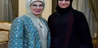 Emine Erdoğan met with Latife El Durubi, the wife of Shara.