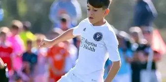 He scored 11 goals in a single match! The star football player's son is just like him.