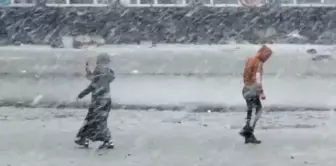 The Marmara Sea receded, and citizens walked in the water.