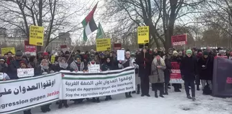 Demonstration in Germany in support of Palestine: Pro-Israel group opened a flag and aimed to provoke.