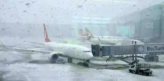 Flights were canceled at Istanbul Airport due to snowfall.