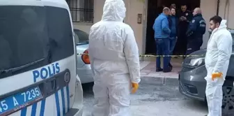 A person living alone in Manisa was found dead in a house filled with garbage.