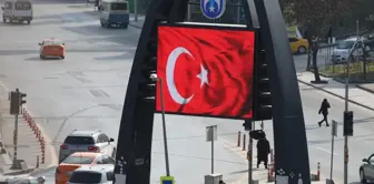 The striking image in Ankara during Öcalan's call.