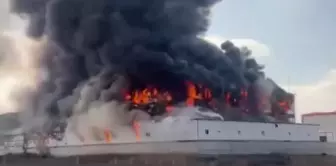 A fire broke out at a mattress factory in Ankara! A large number of teams were dispatched.