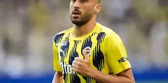 Cenk Tosun is leaving Fenerbahçe.