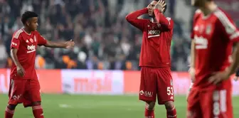 Beşiktaş, 2 red cards received by Konyaspor and lost the match, experienced a first in its history.