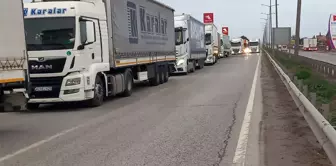 The incorrect SMS sent to truck drivers at Kapıkule caused a 10-kilometer traffic jam.