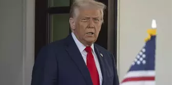 ABD Başkanı Donald Trump'tan Powell'e çok sert faiz uyarısı: Her zaman çok geç kaldı

Перевод на русский:

Жесткое предупреждение Трампа Пауэллу о процентных ставках: Он всегда опаздывает.