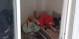المتهم الذي طعن المرأة التي كان يعيش معها تم القبض عليه.