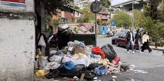 Зарплатный кризис не решен, в Бешикташе образовались горы мусора.