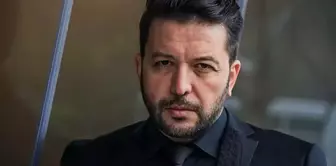 Долгое время отсутствовавший на экранах Нихат Доган преобразился благодаря эстетике и стал совершенно другим человеком.