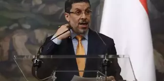 اليمن رئيس الوزراء أحمد عوض بن مبارك استقال.