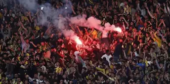 When the coach didn't want it, they immediately rolled up their sleeves! A free star for Fenerbahçe.