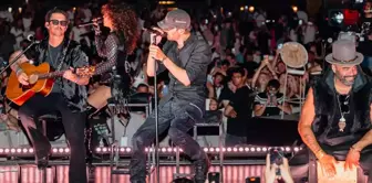 Emotional message from Enrique Iglesias to Turkey: I miss the sound of the call to prayer.