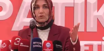 Турция'nın первый губернатор с хиджабом, Кубра Гюран Йигитбаши, своим запросом на открытии вызвала споры.