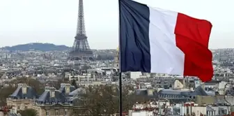 Algeria has requested 15 French diplomatic staff to leave the country.
