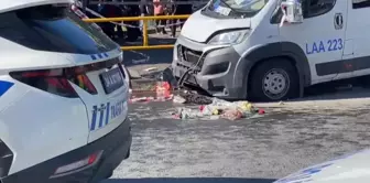 A minibus crashed into pedestrians in Kağıthane: 1 dead, 4 injured.
