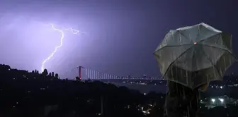 Warnings upon warnings for Istanbul! Heavy rain and thunderstorms are on the way.
