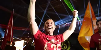 Galatasaray has launched its jerseys for sale: Here is the new 5-star logo.