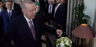 لحظة تركت بصمة على القمة! أردوغان لم يستطع المقاومة عندما رآه: تعال، دعني أحتضنك.