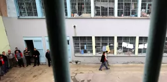 The execution package will be submitted to the presidency of the Parliament at 3:00 PM.