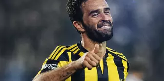 Gökhan Gönül is returning to Fenerbahçe.