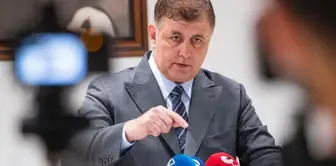 Cemil Tugay targeting the union: We will lay off 1,030 municipal employees.