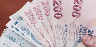 600 ألف عامل في القطاع العام يتضح عرض الزيادة الأول.