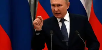 ABD'sinin İran'ı vurmasına Putin'den ilk tepki

الرد الأول من بوتين على ضرب الولايات المتحدة لإيران