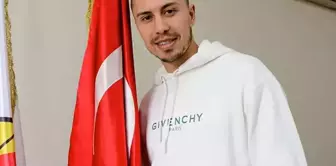 بعض الوقت كان يهز الدوري الممتاز! مهنته الحالية أثارت الدهشة.