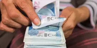 Yeni düzenleme ile en düşük emekli maaşı ne kadar olacak? İşte masadaki 3 senaryo

مع التعديل الجديد، كم سيكون الحد الأدنى للمعاش التقاعدي؟ إليك 3 سيناريوهات على الطاولة.