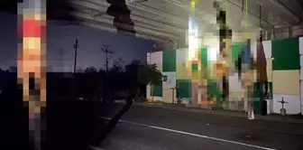 The highway has a horrific scene! They decapitated their heads and hung them on the bridge.