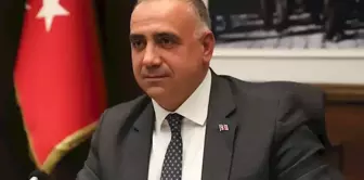 The Deputy Mayor of Büyükçekmece, Ahmet Şahin, has also been detained.