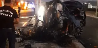 الصورة من تركيا! تسلا اشتعلت فيها النيران، ولقى شخصان حتفهما في السيارة.