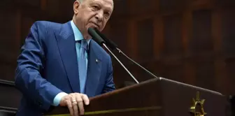 PKK's silah bırakmasının ardından Erdoğan'dan ilk açıklama. 

ترجمة: 
بعد إعلان PKK عن إنهاء سلاحها، أول تصريح من أردوغان.
